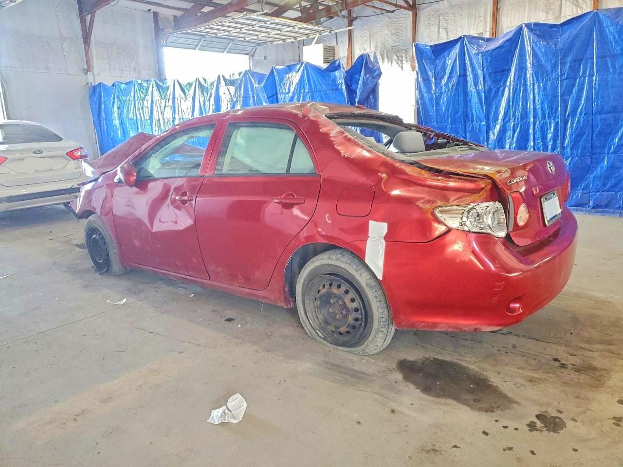 2010 TOYOTA COROLLA LE photo 2