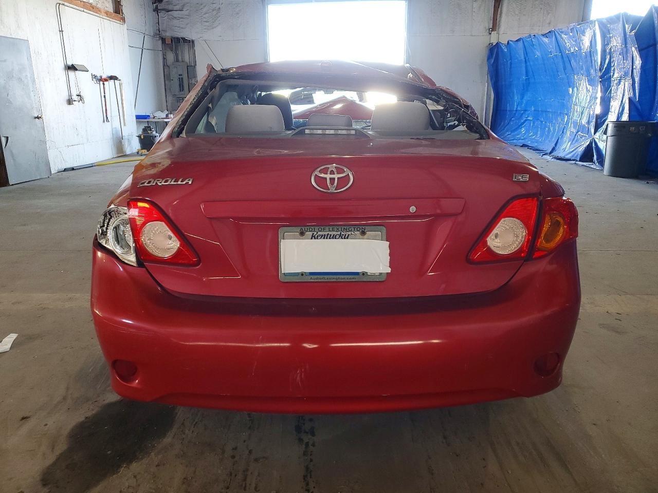 2010 TOYOTA COROLLA LE photo 6