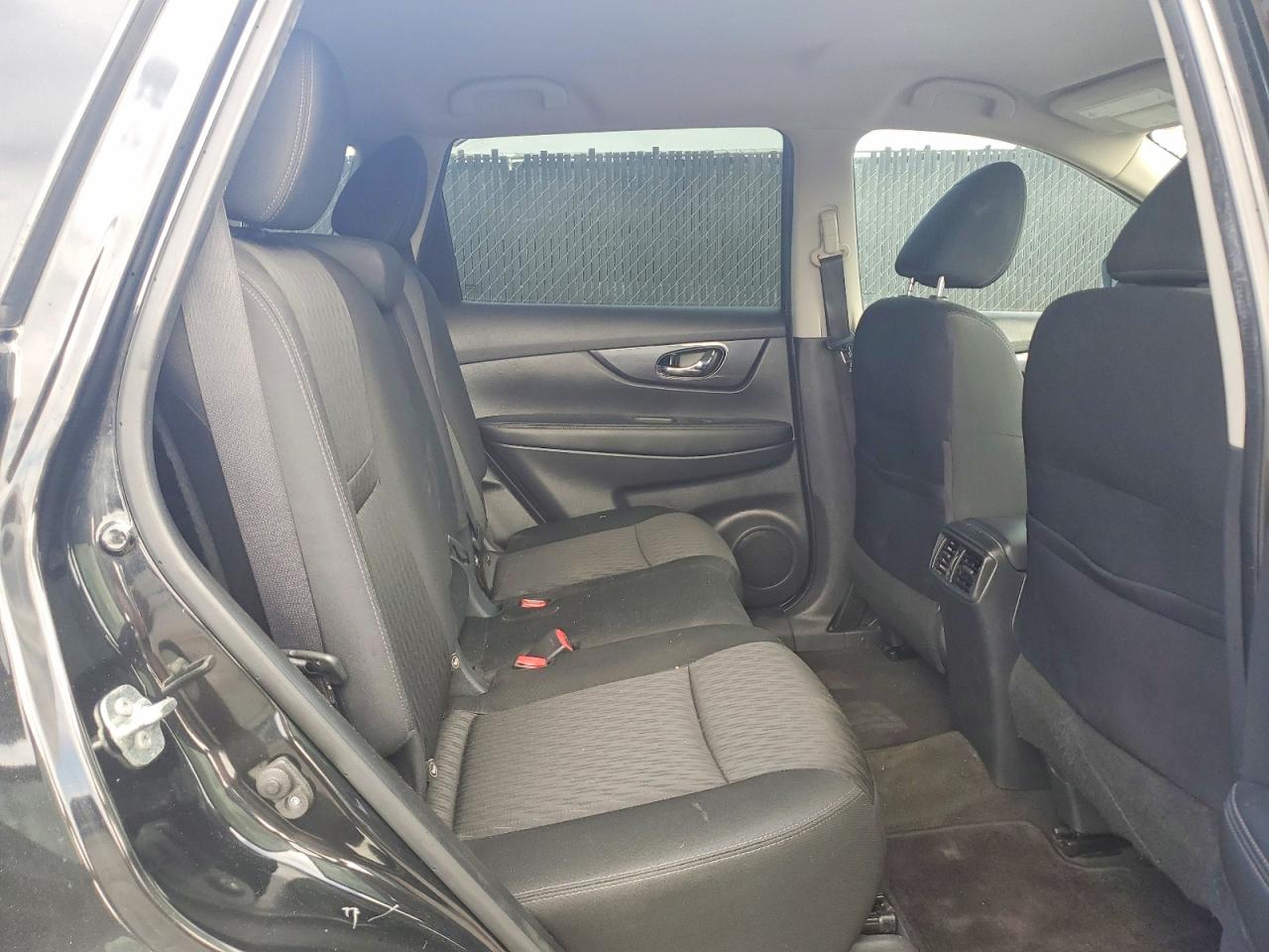 2019 NISSAN ROGUE S photo 11
