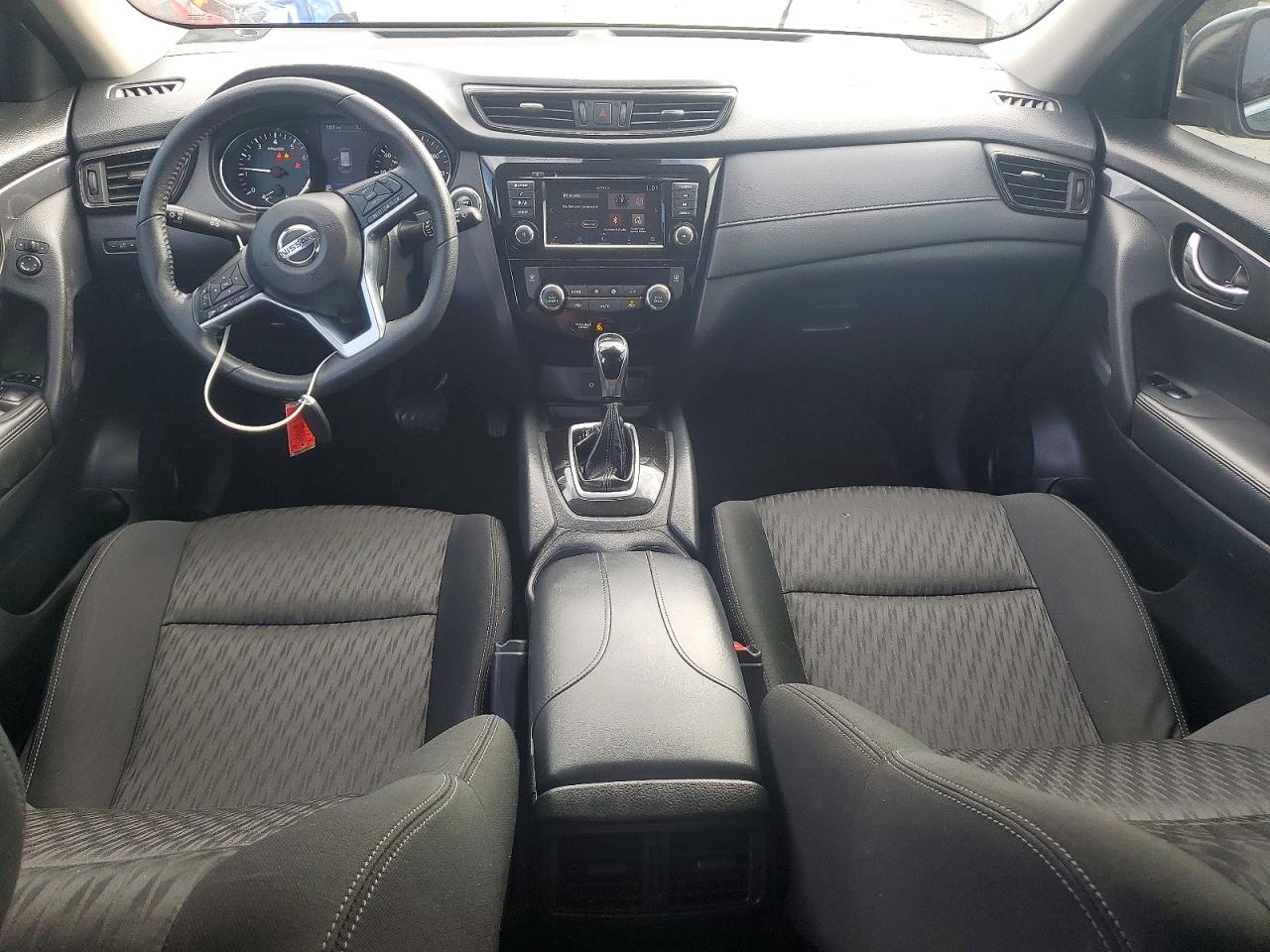 2019 NISSAN ROGUE S photo 8