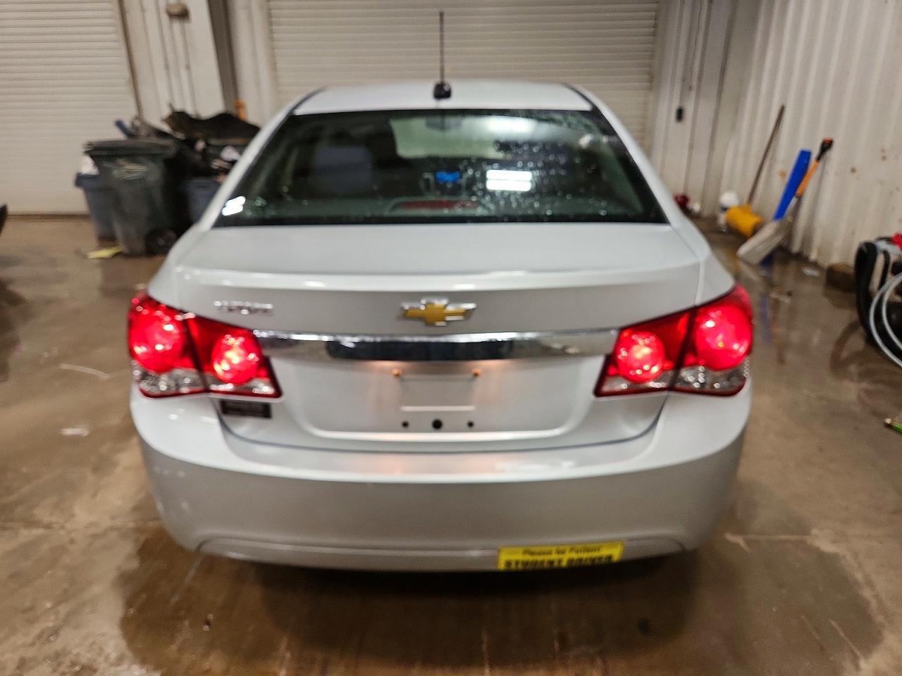 2015 CHEVROLET CRUZE LS photo 11