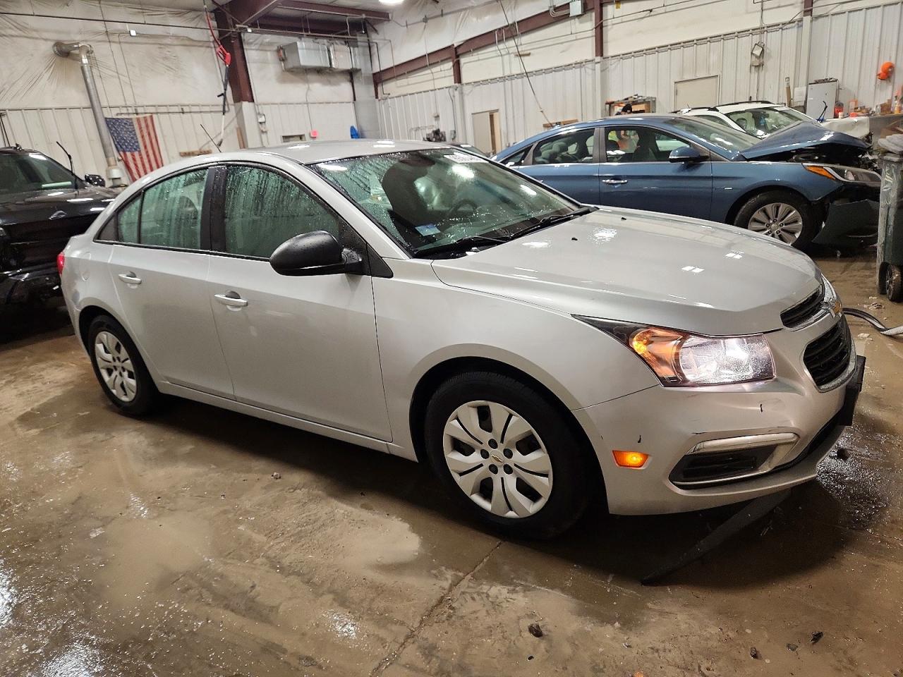 2015 CHEVROLET CRUZE LS photo 7