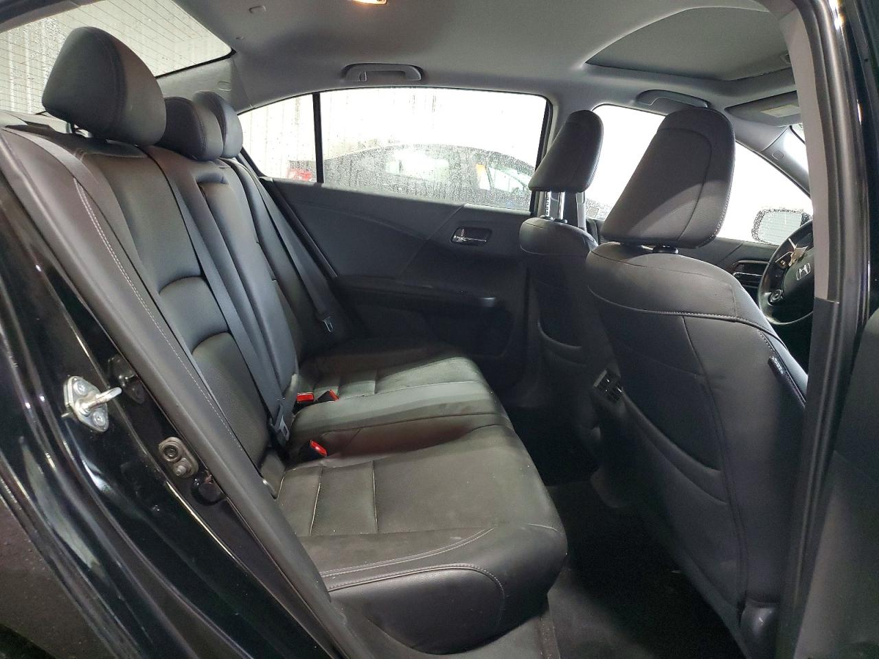 2017 HONDA ACCORD EXL photo 10