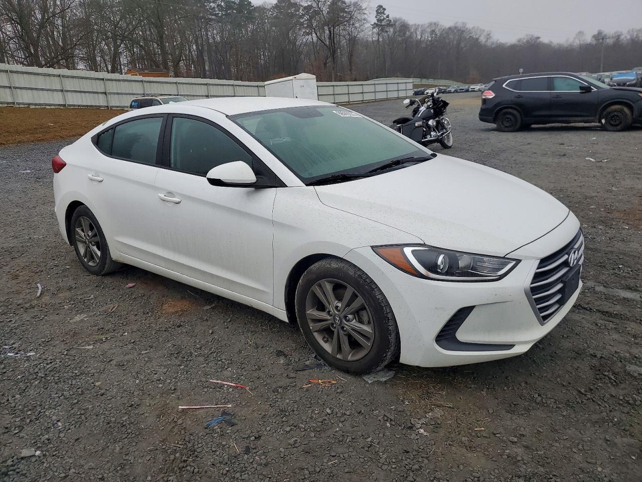2018 HYUNDAI ELANTRA SEL photo 4