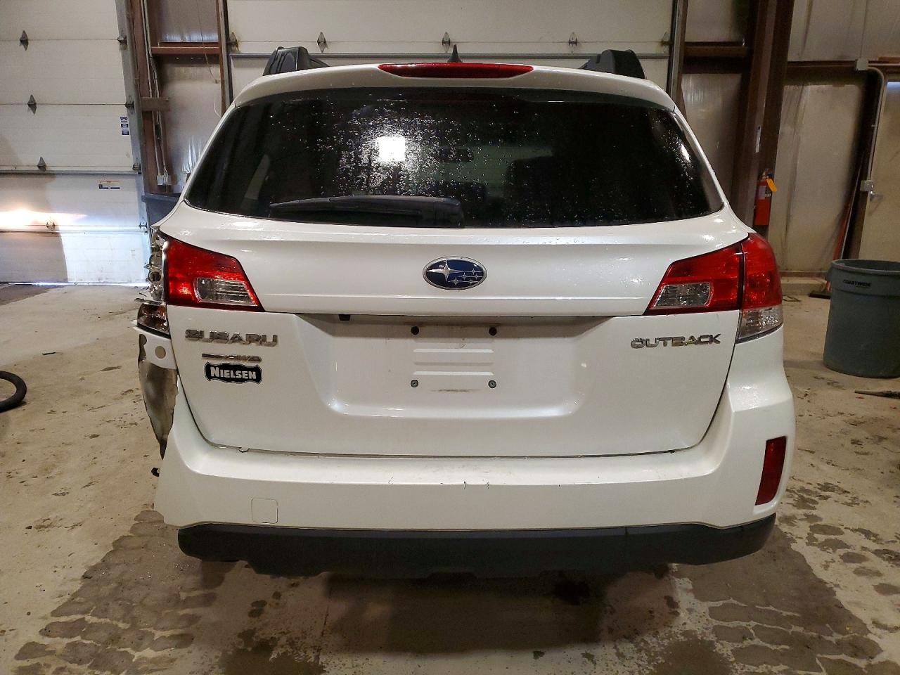 2014 SUBARU OUTBACK 2.5I PREMIUM photo 6