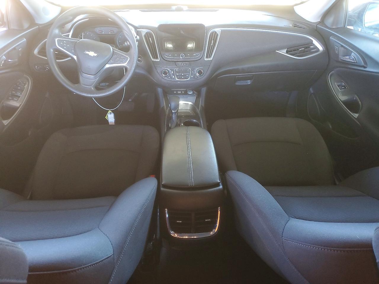 2023 CHEVROLET MALIBU LT photo 8