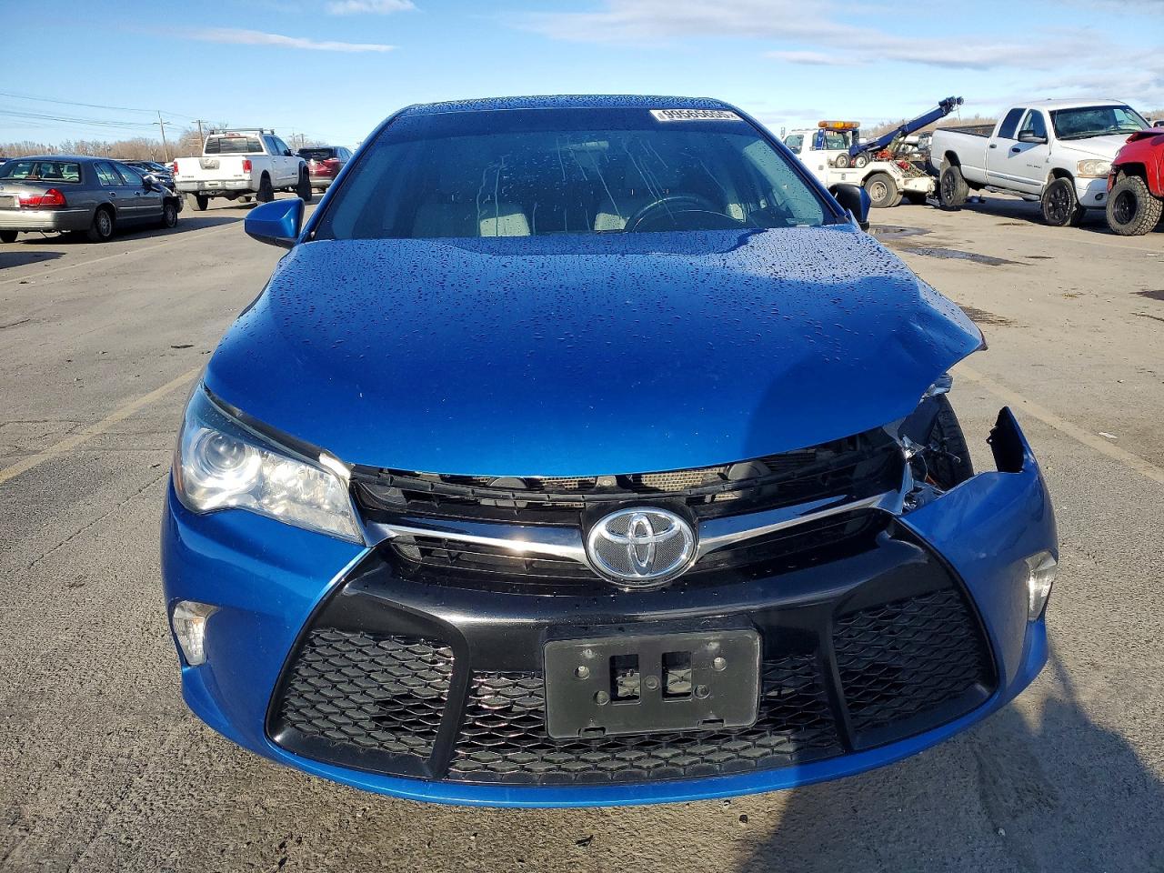 2017 TOYOTA CAMRY LE photo 5