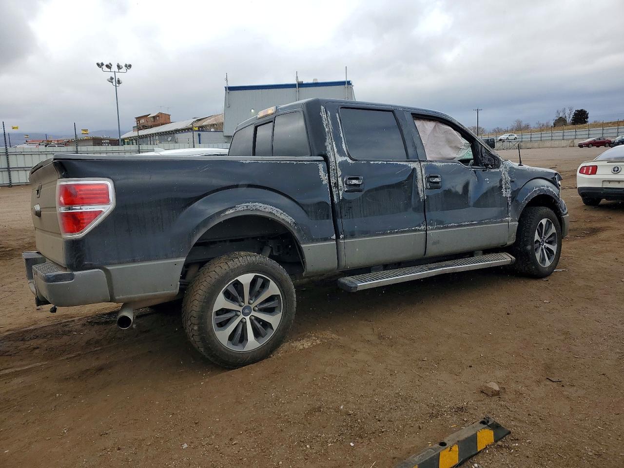 2013 FORD F150 SUPERCREW photo 3