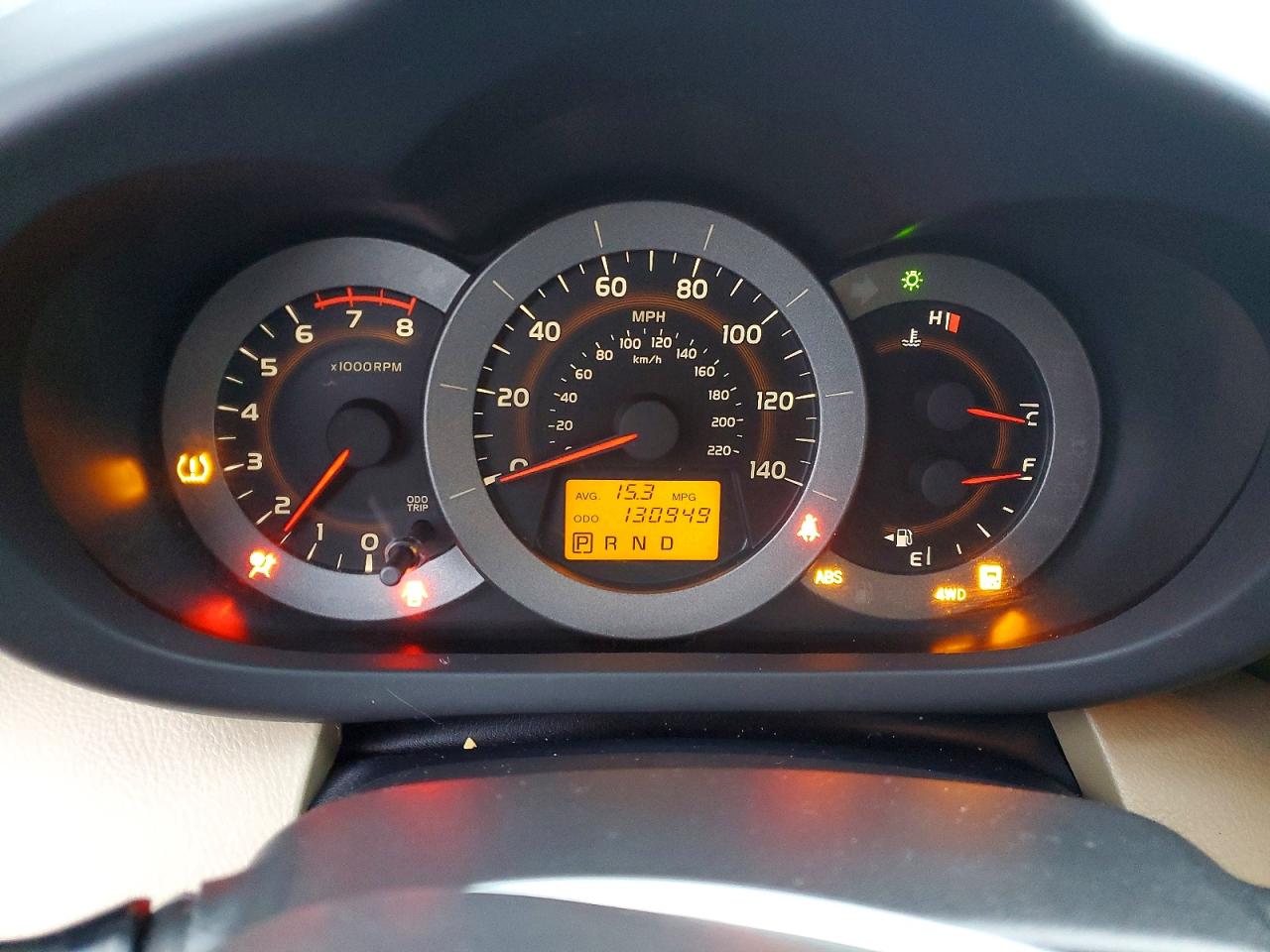2011 TOYOTA RAV4 photo 9