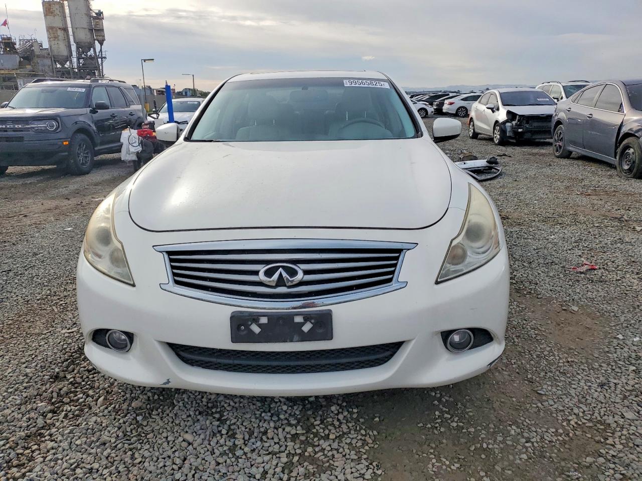 2010 INFINITI G37 BASE photo 5