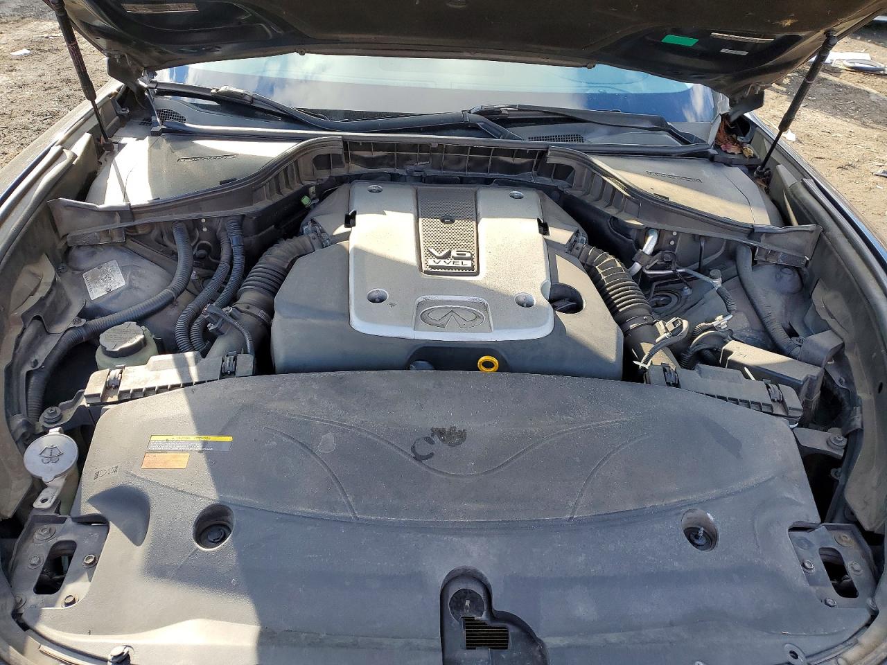2011 INFINITI M37 photo 11