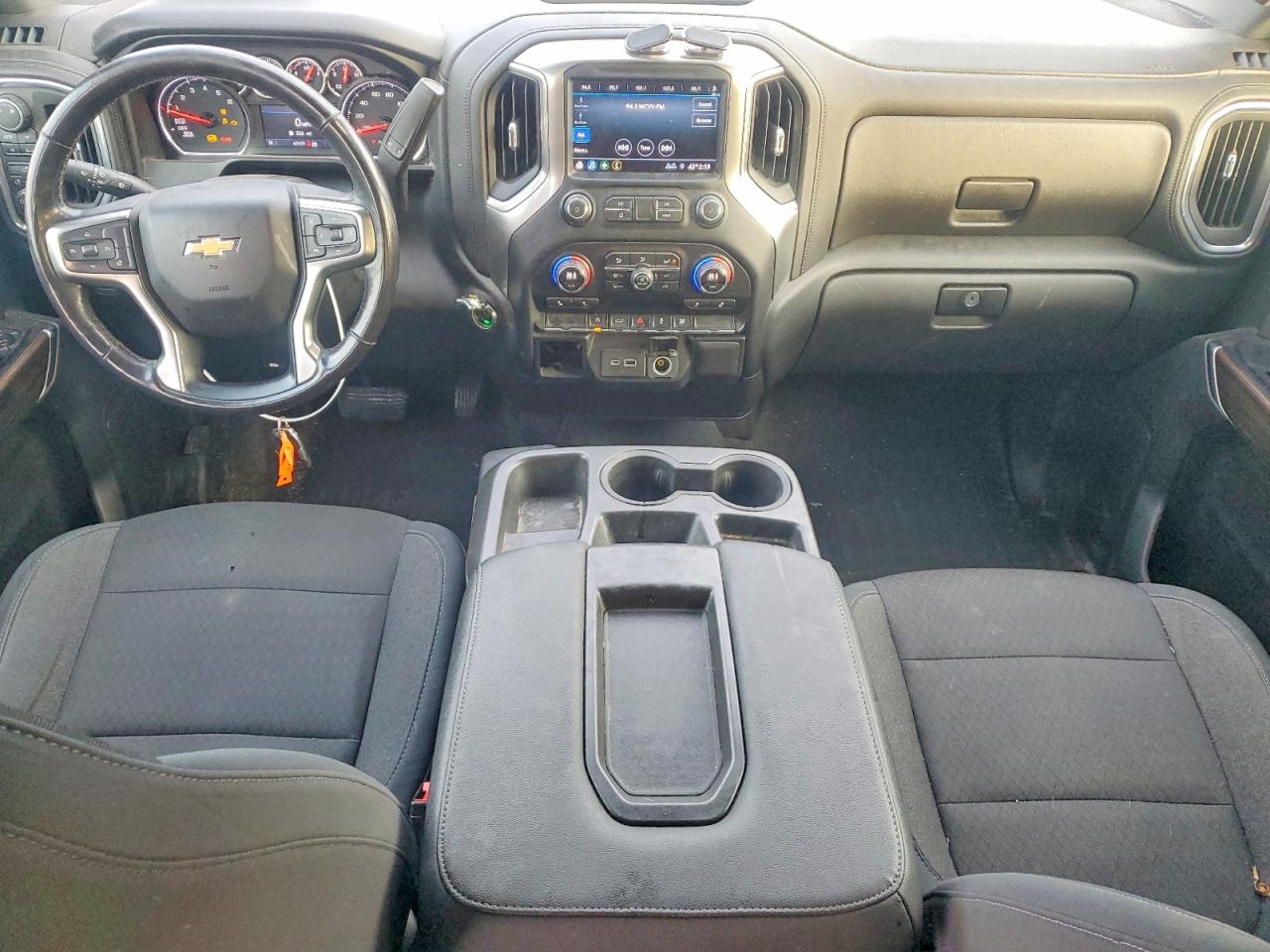 2019 CHEVROLET SILVERADO K1500 LT photo 8