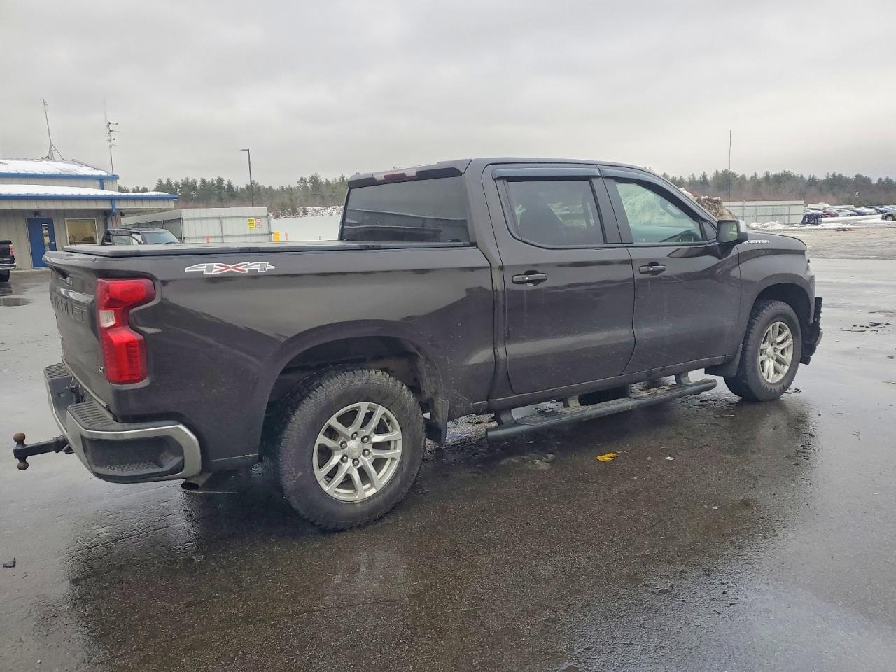 2019 CHEVROLET SILVERADO K1500 LT photo 3