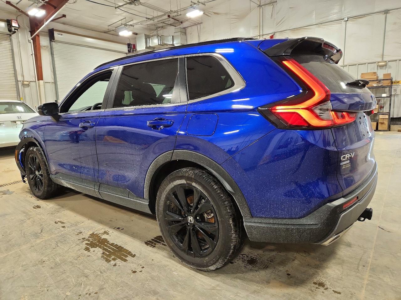 2025 HONDA CR-V SPORT TOURING photo 2