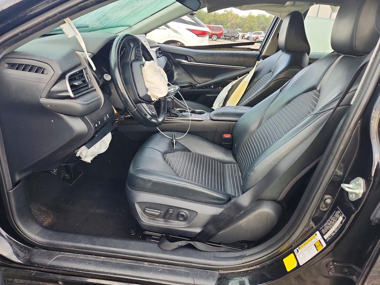 2022 TOYOTA CAMRY SE photo 7