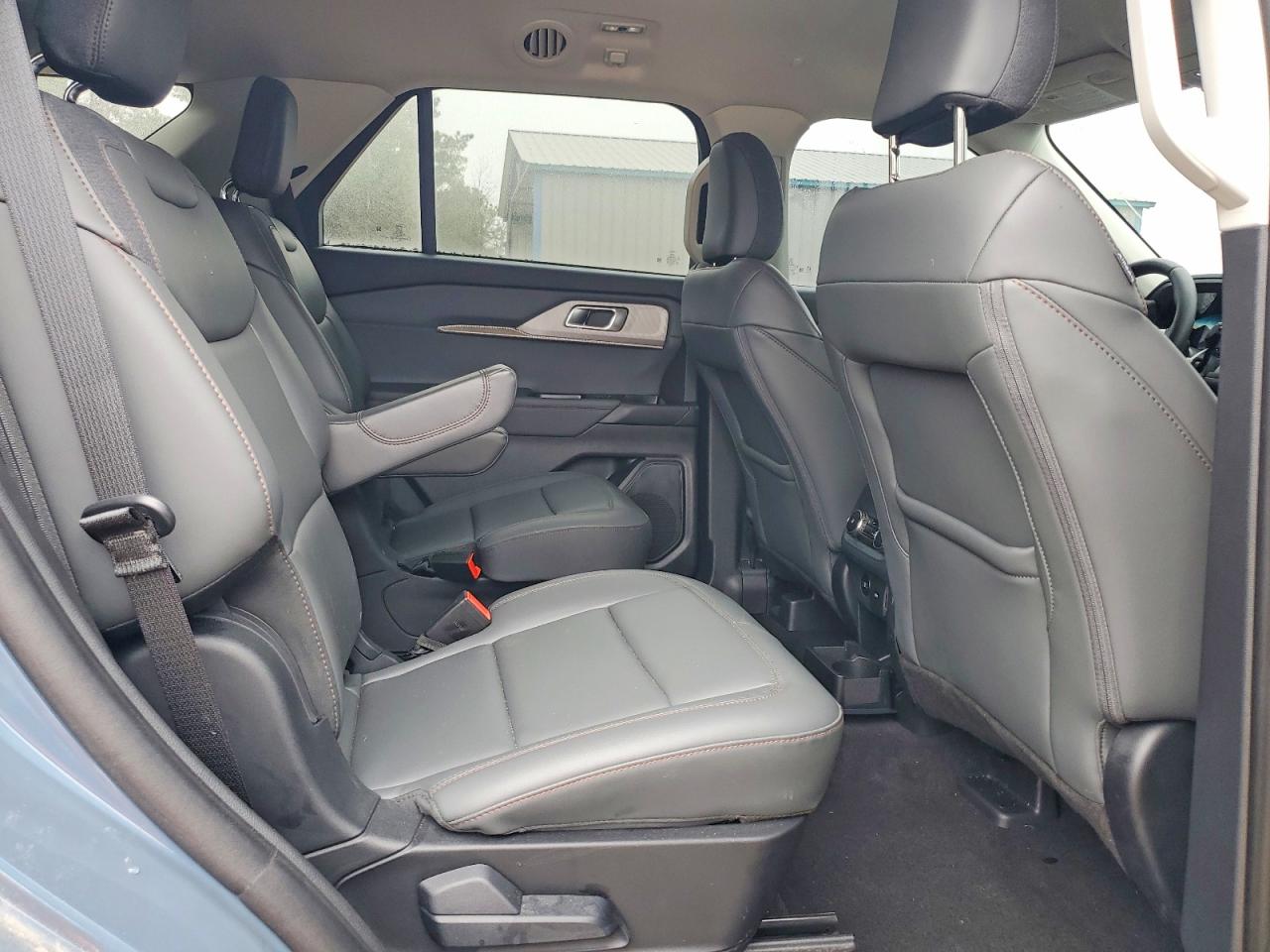2025 FORD EXPLORER ACTIVE photo 11
