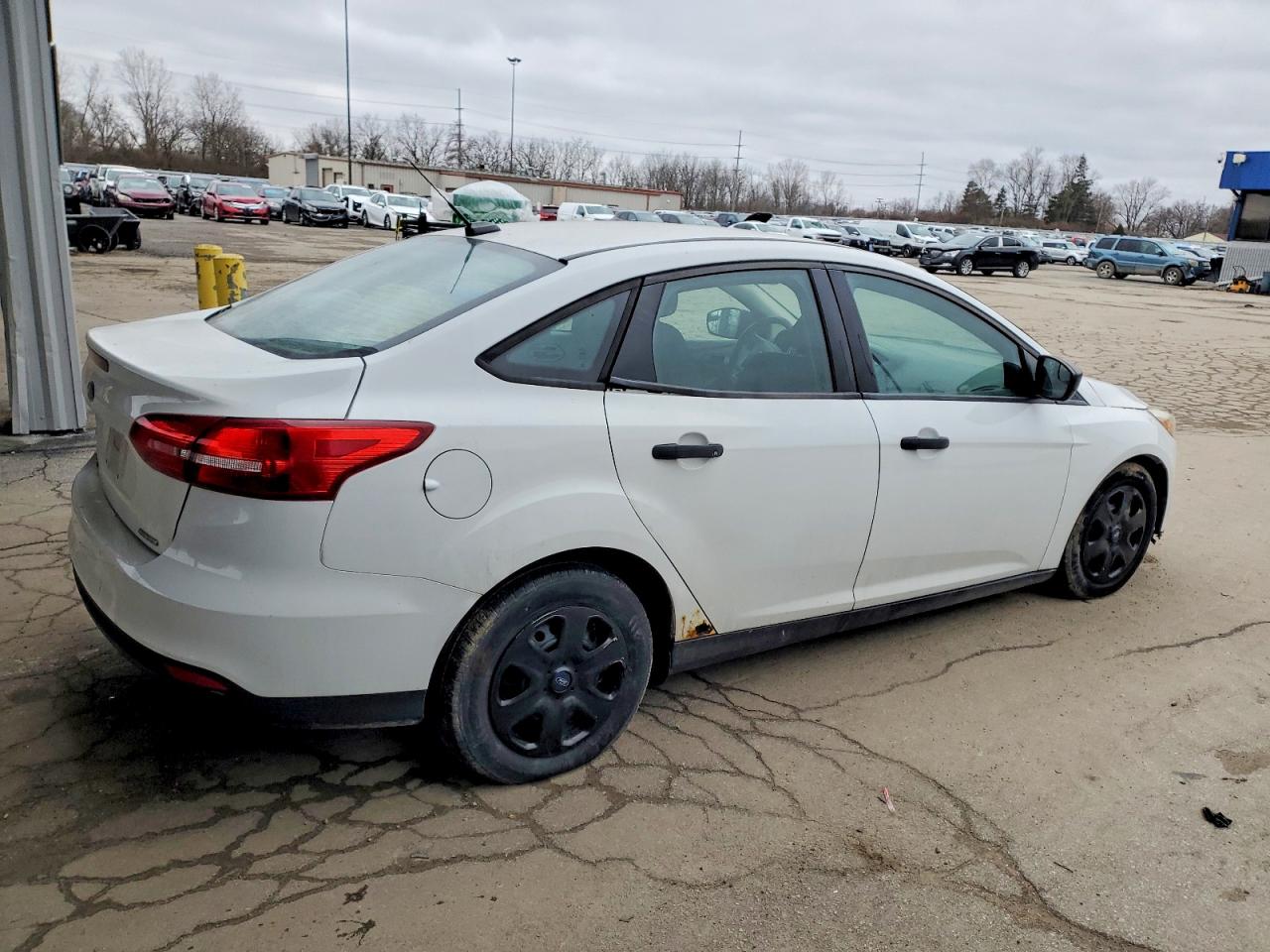 2015 FORD FOCUS S photo 3