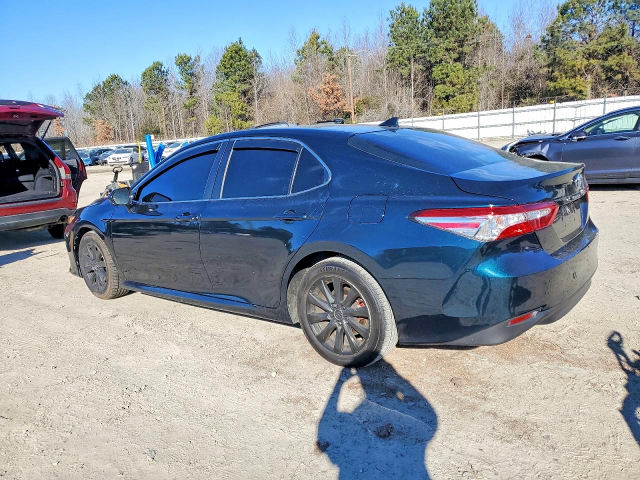 2019 TOYOTA CAMRY L photo 2