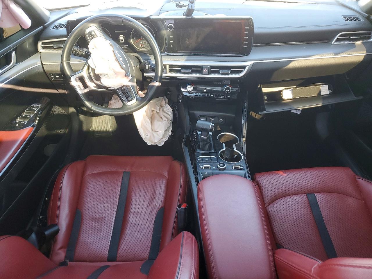 2023 KIA K5 GT LINE photo 8