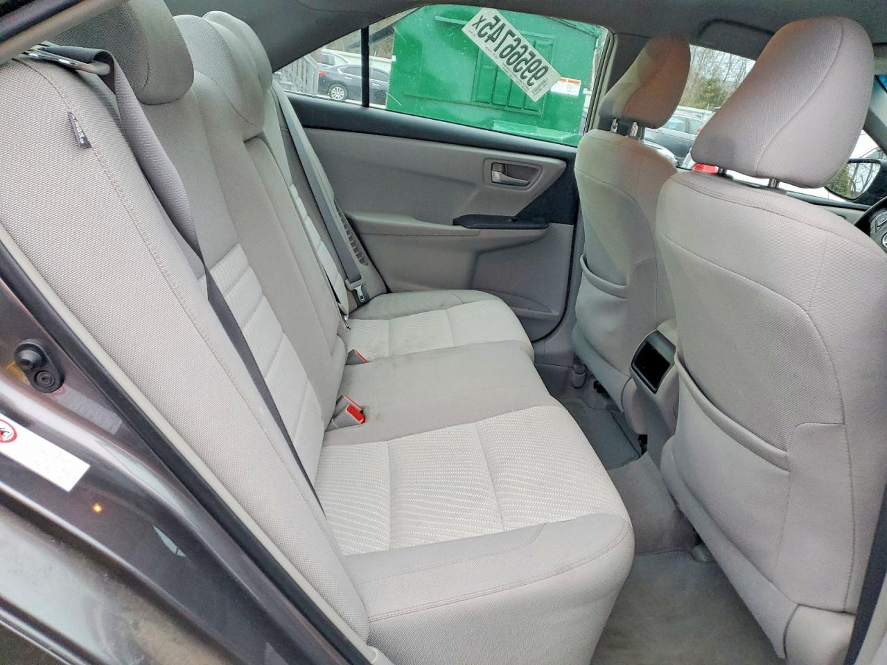 2015 TOYOTA CAMRY HYBRID photo 10