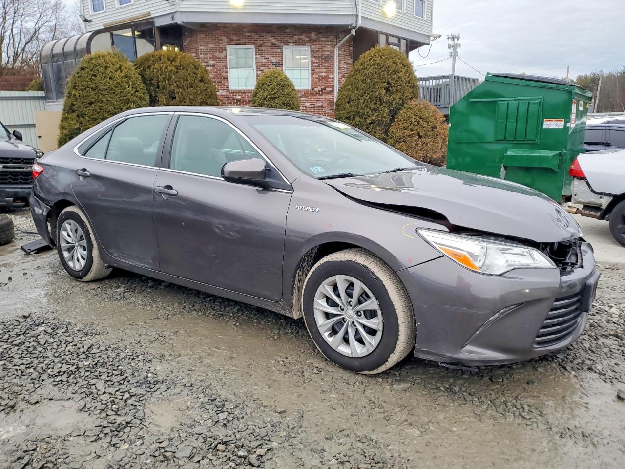 2015 TOYOTA CAMRY HYBRID photo 4