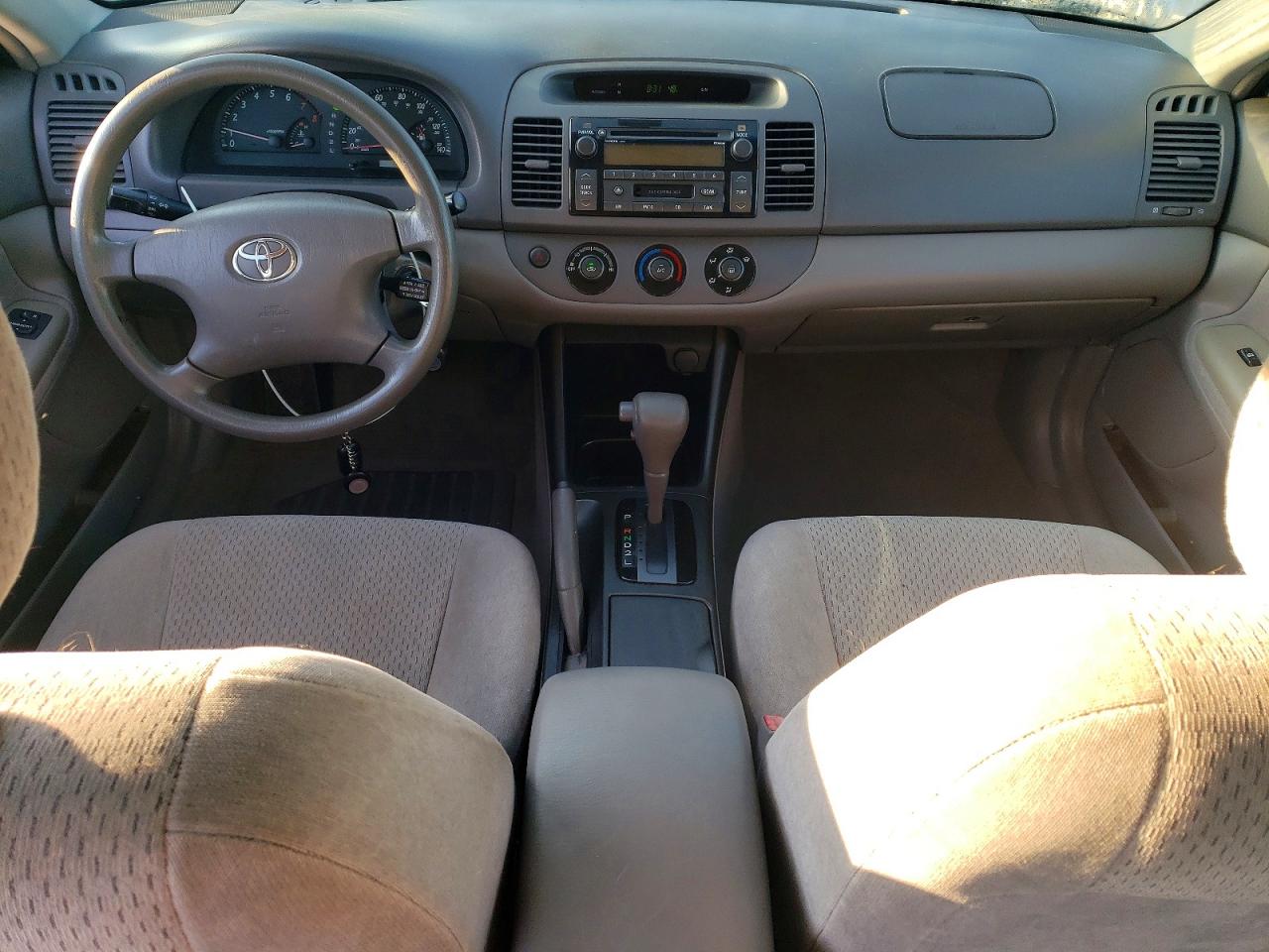2003 TOYOTA CAMRY LE photo 8