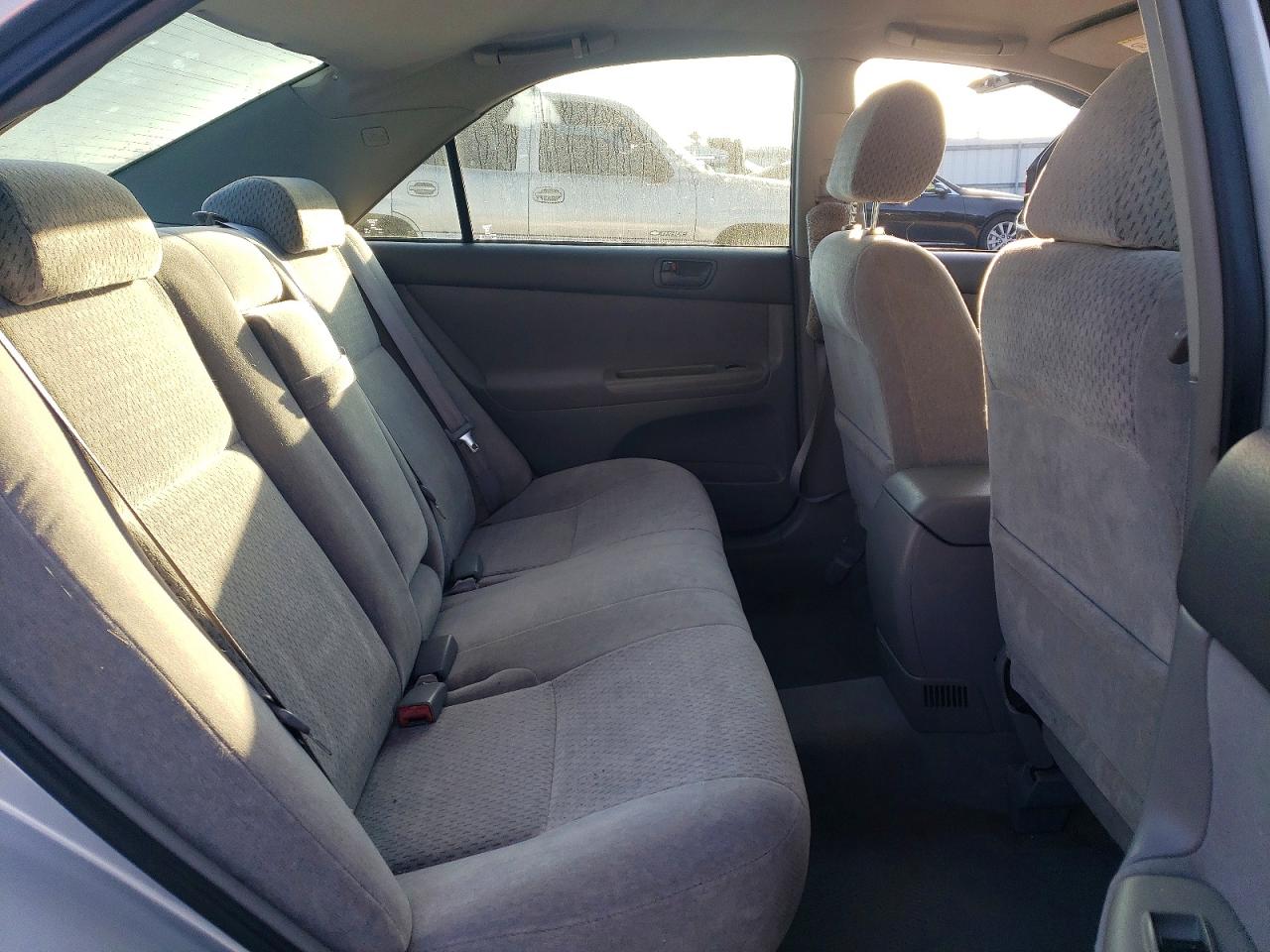 2003 TOYOTA CAMRY LE photo 10