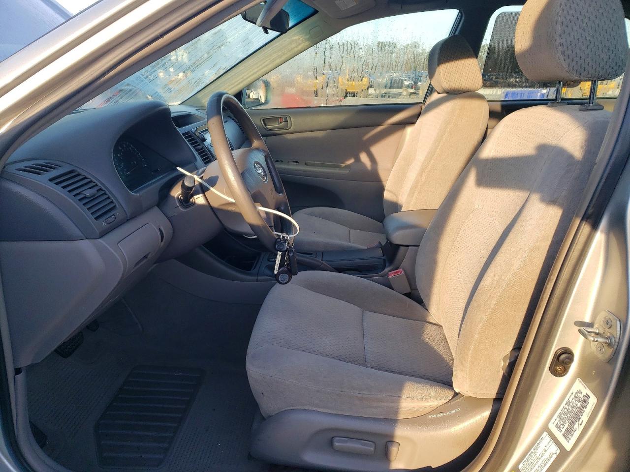 2003 TOYOTA CAMRY LE photo 7