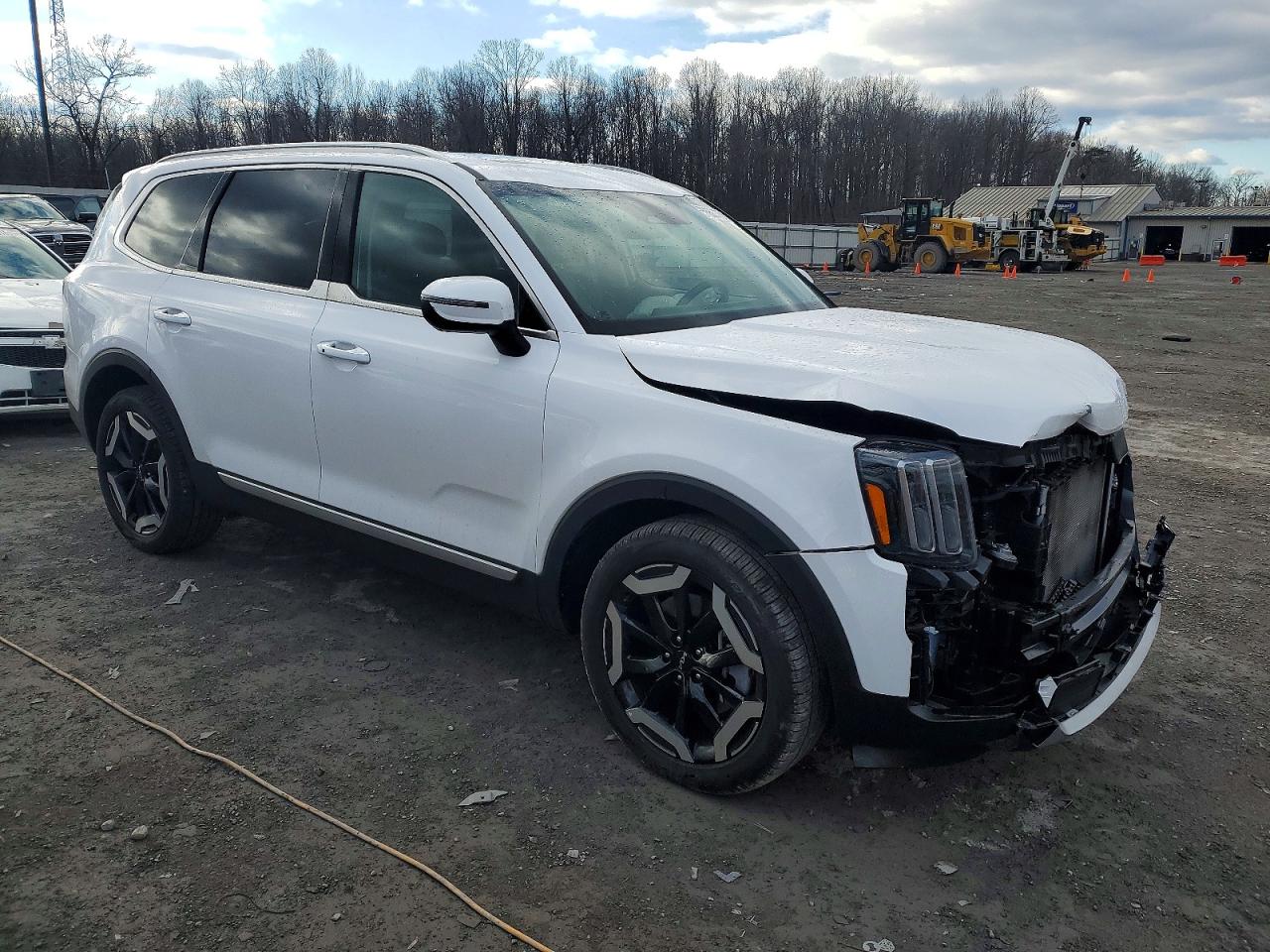 2025 KIA TELLURIDE S photo 4
