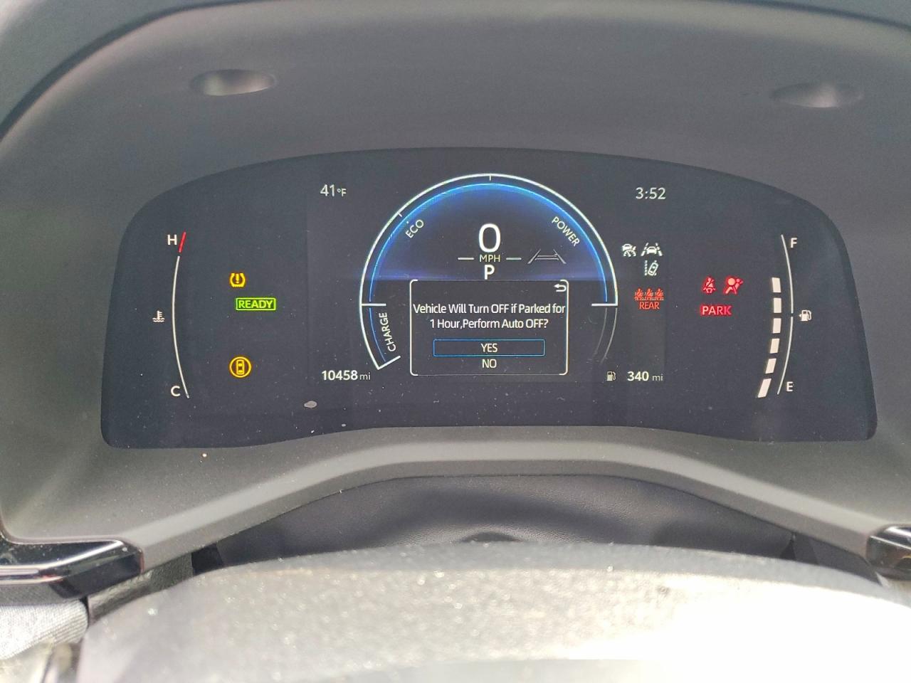 2025 TOYOTA CAMRY photo 9