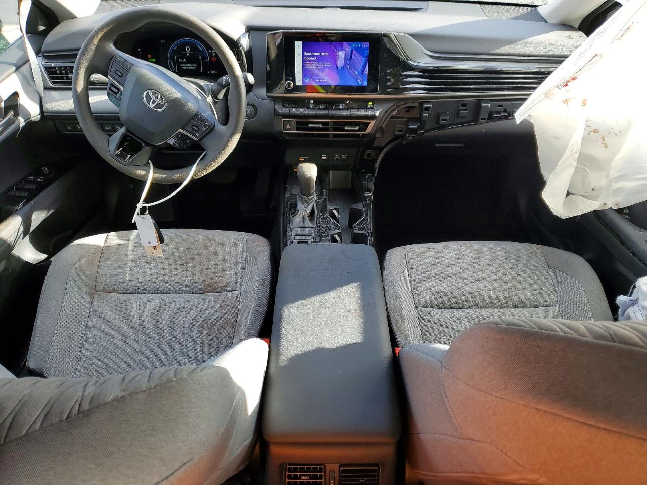 2025 TOYOTA CAMRY photo 8