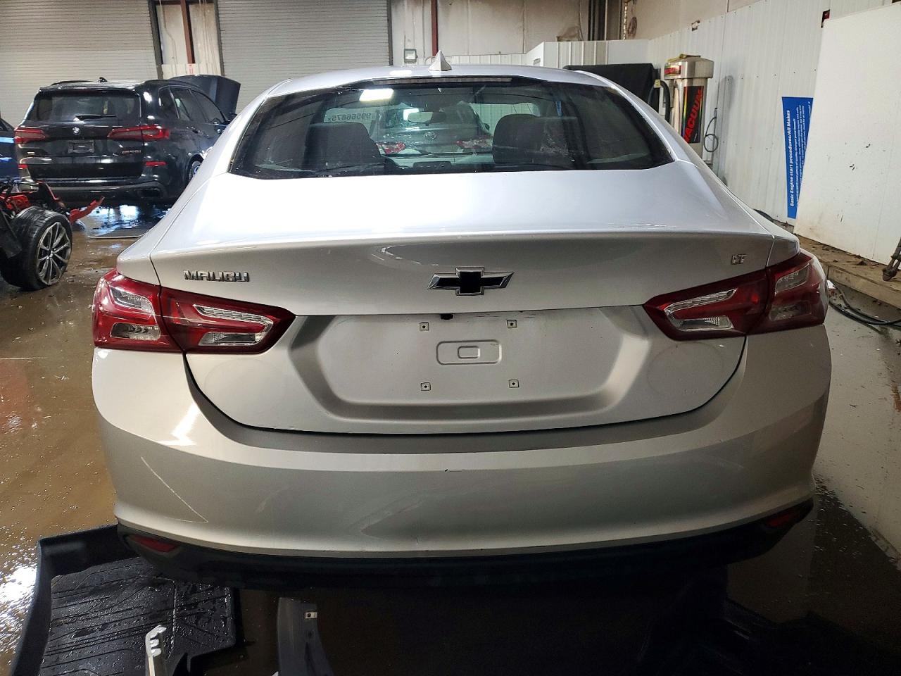 2022 CHEVROLET MALIBU LT photo 6