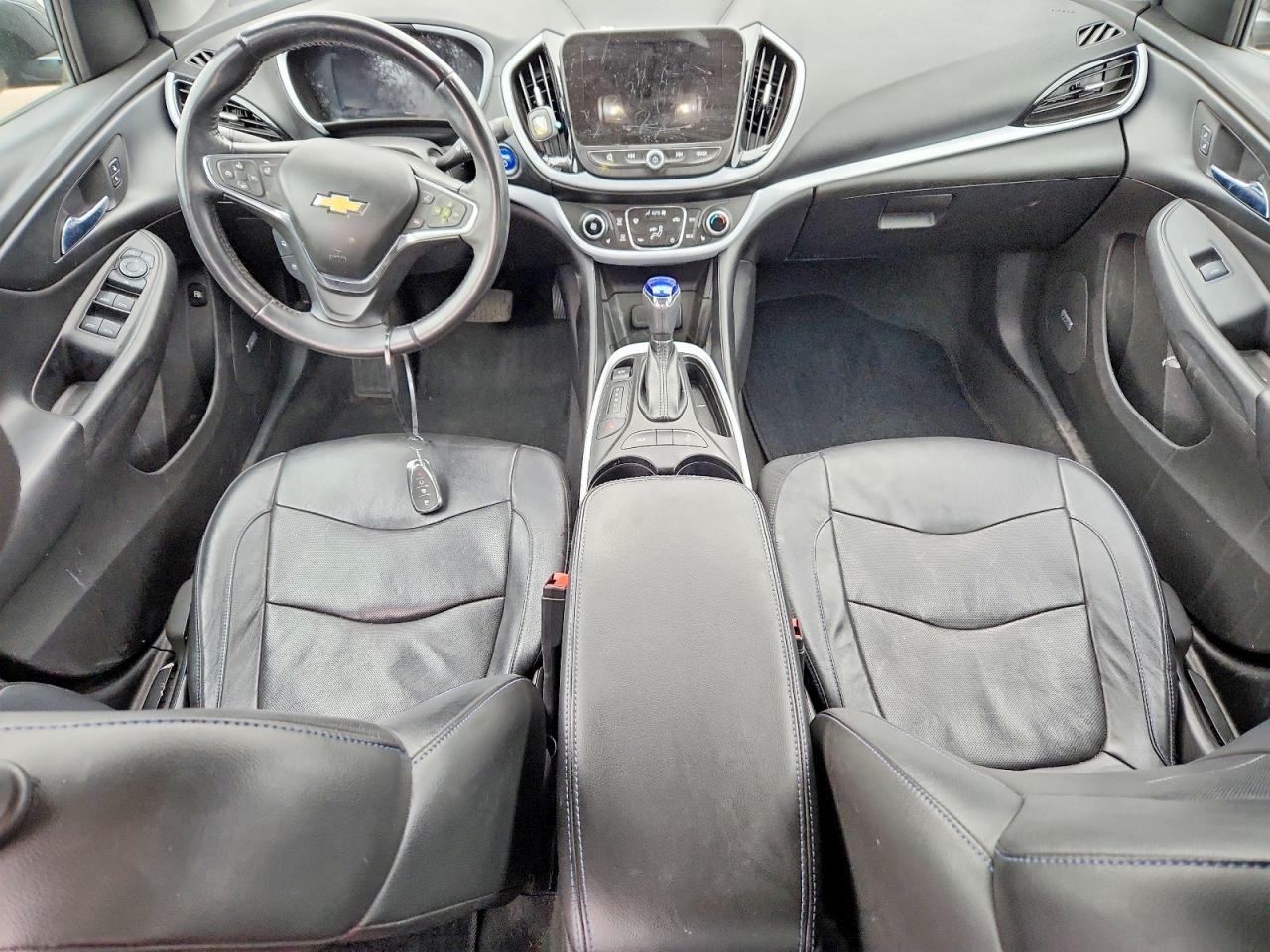 2017 CHEVROLET VOLT LT photo 8