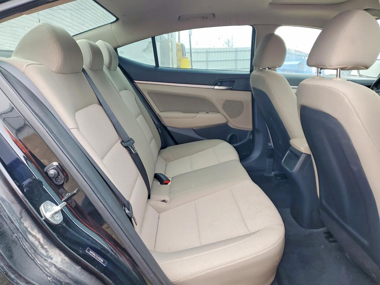 2020 HYUNDAI ELANTRA SEL photo 10