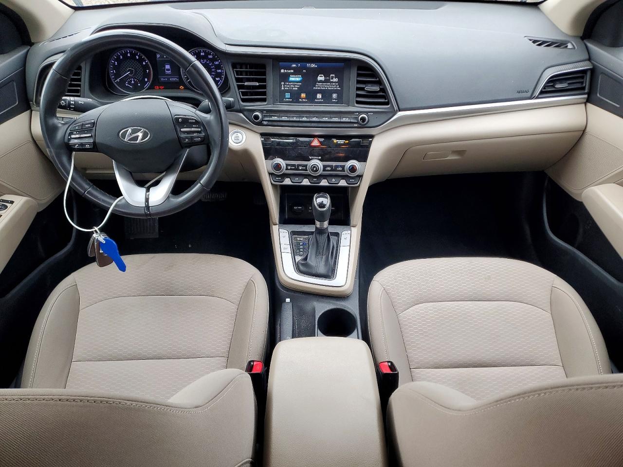 2020 HYUNDAI ELANTRA SEL photo 8