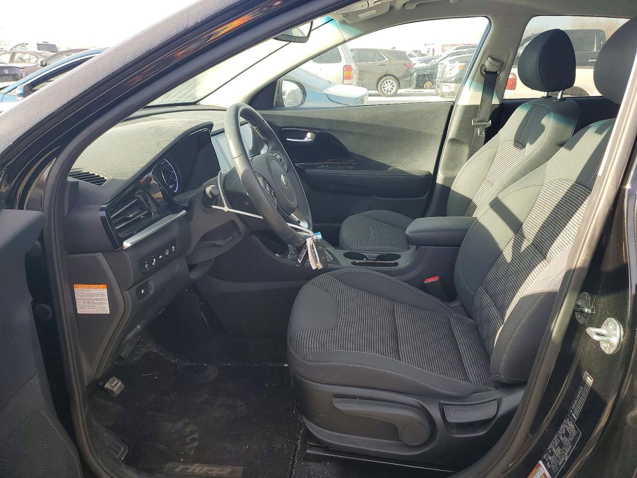 2021 KIA NIRO LX photo 7