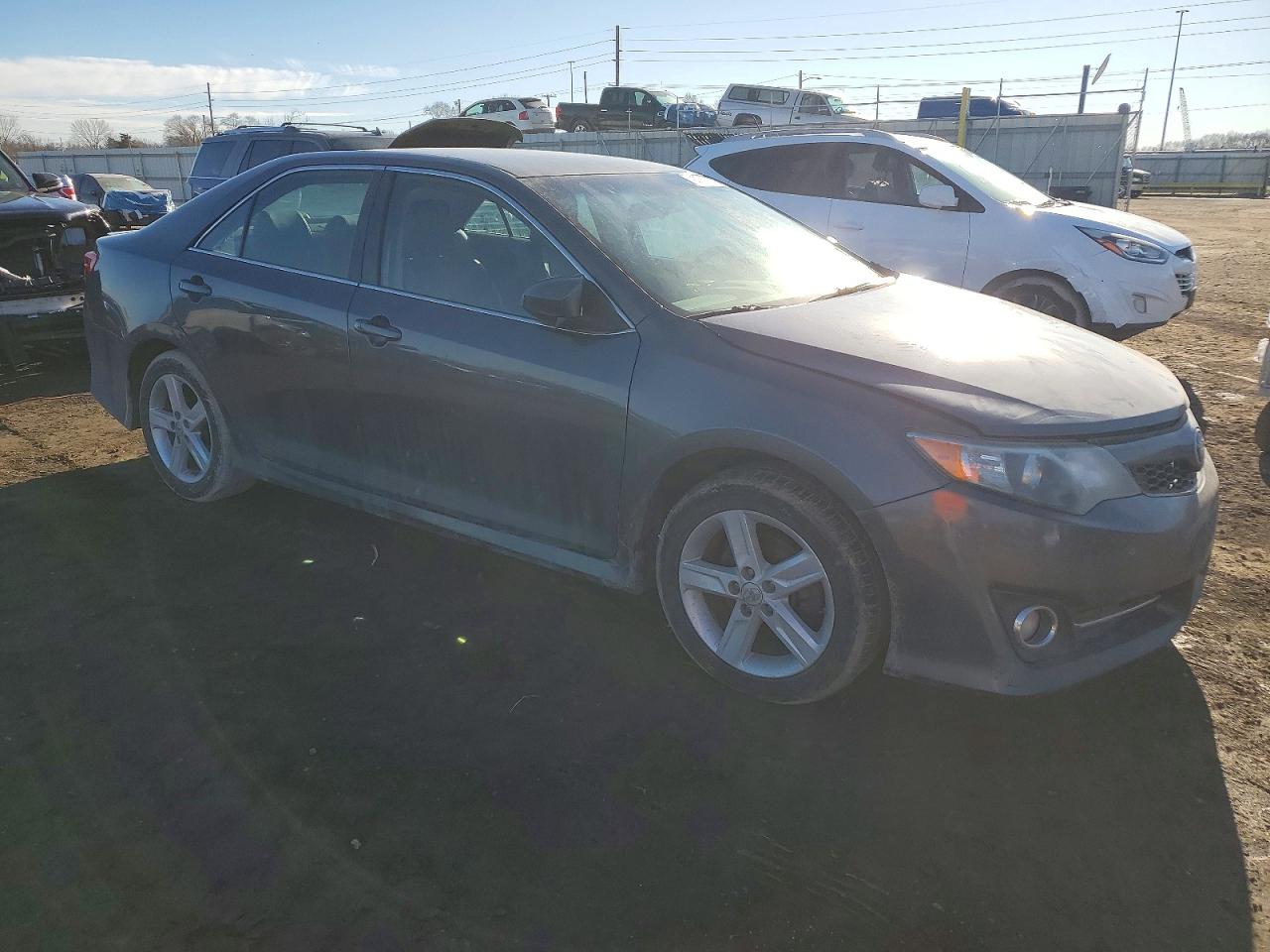 2012 TOYOTA CAMRY BASE photo 4