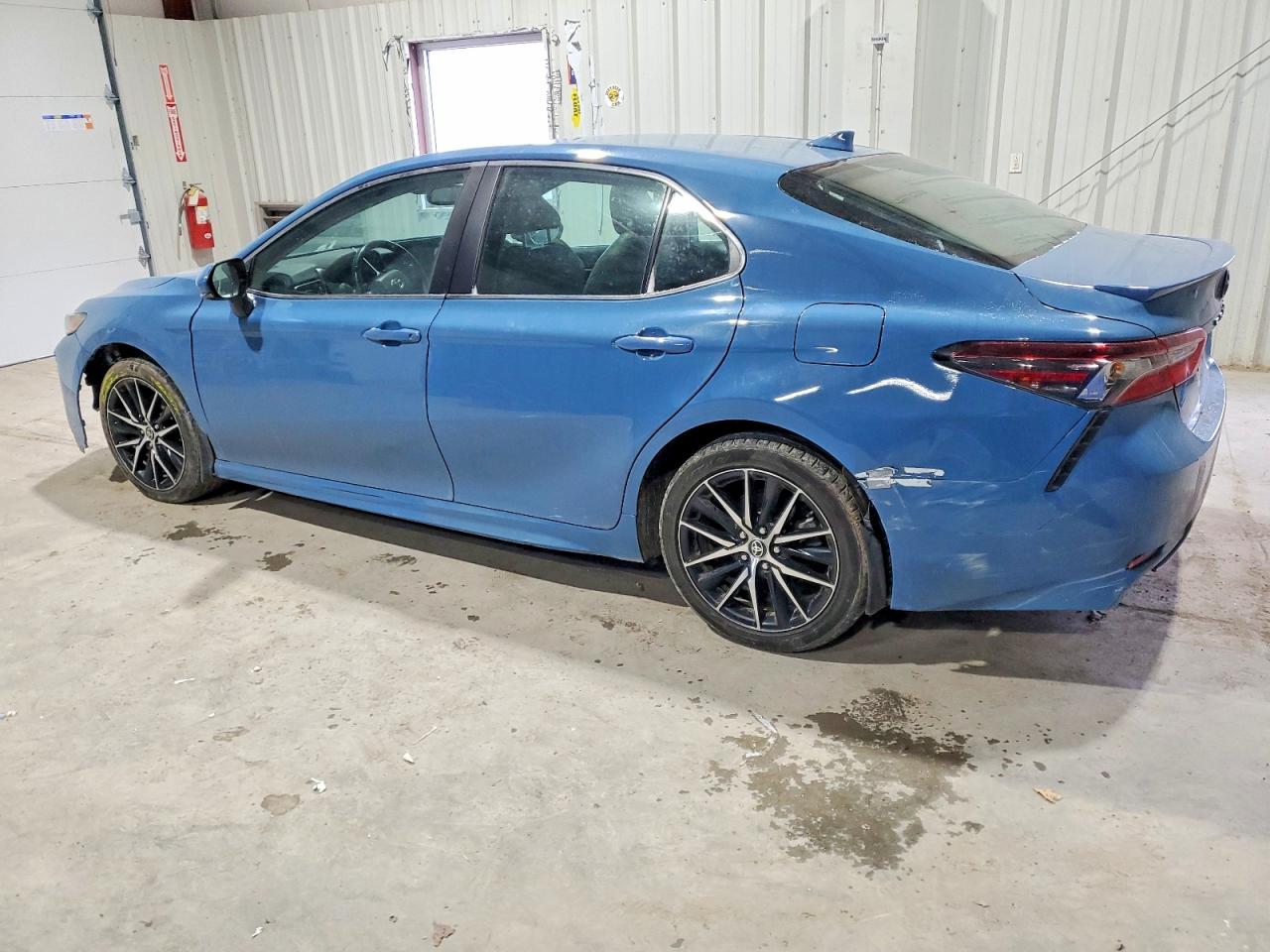 2023 TOYOTA CAMRY SE NIGHT SHADE photo 2