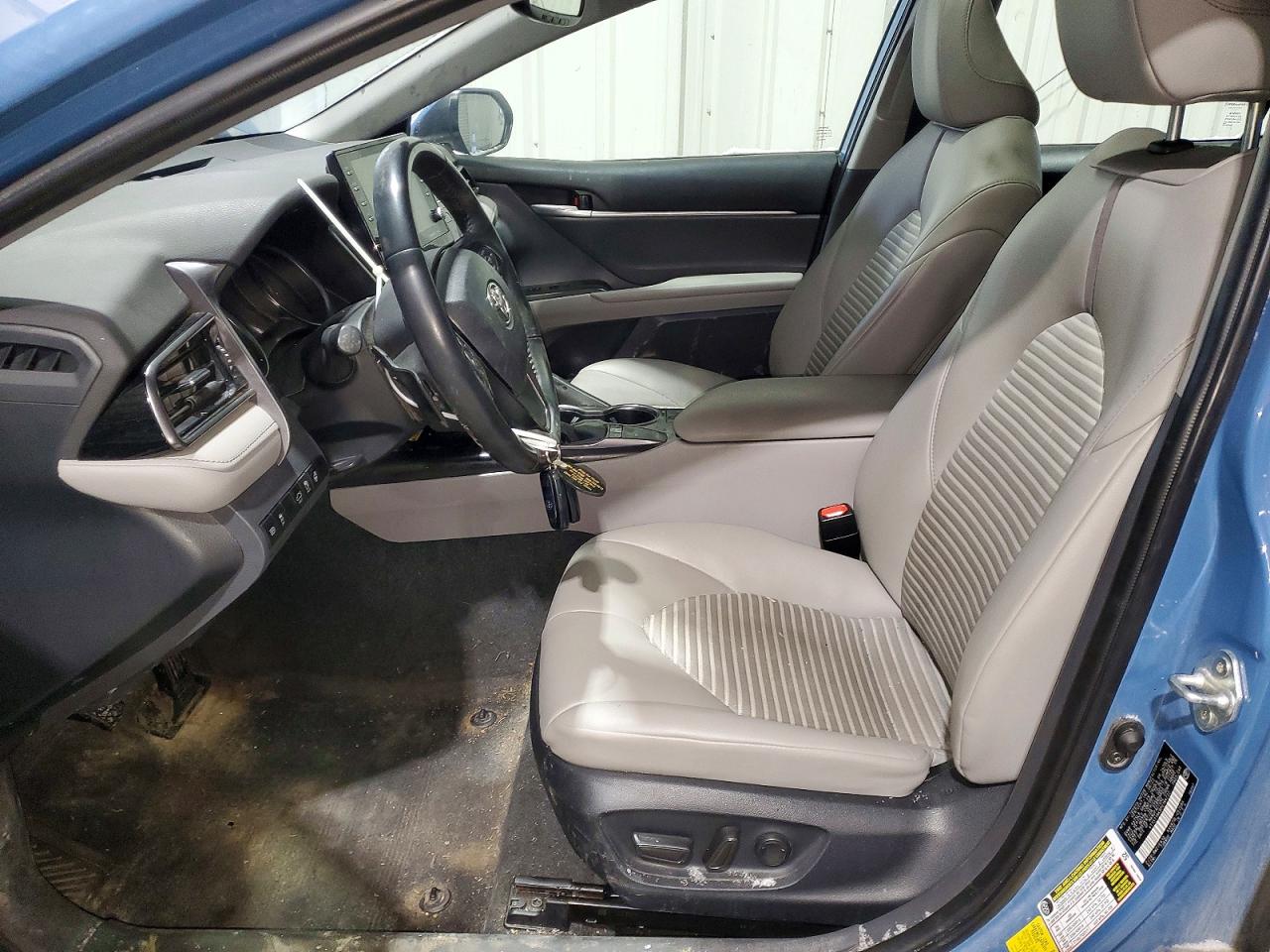 2023 TOYOTA CAMRY SE NIGHT SHADE photo 7