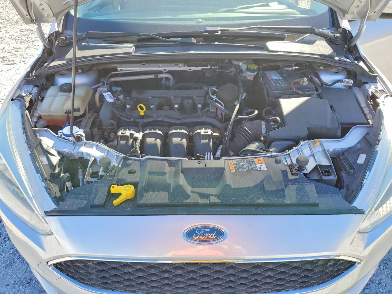 2015 FORD FOCUS SE photo 11
