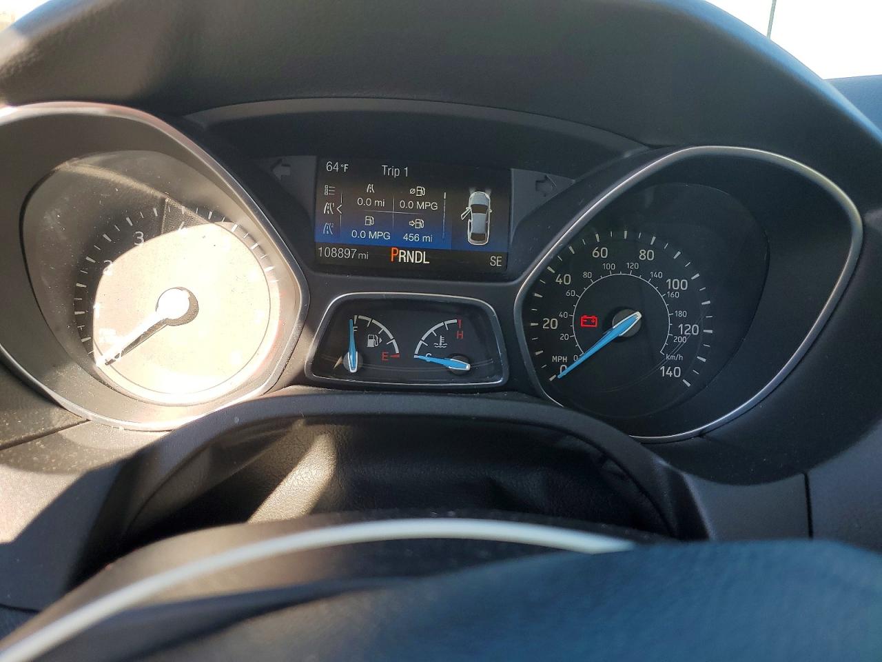 2015 FORD FOCUS SE photo 9