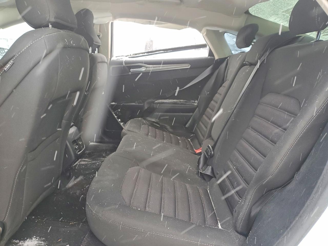 2017 FORD FUSION SE photo 10