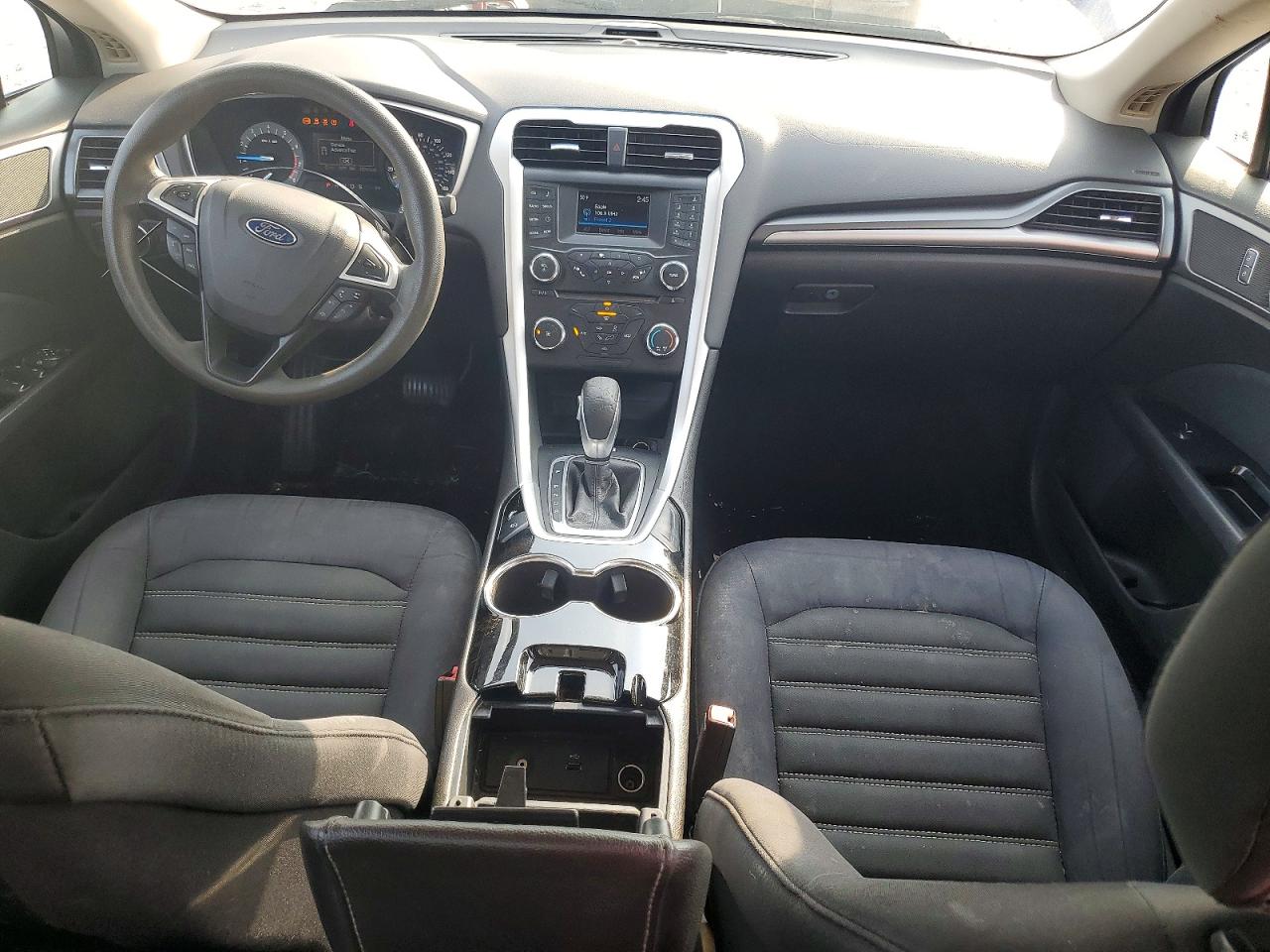 2014 FORD FUSION SE photo 8