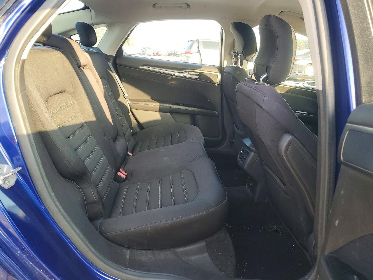 2014 FORD FUSION SE photo 10