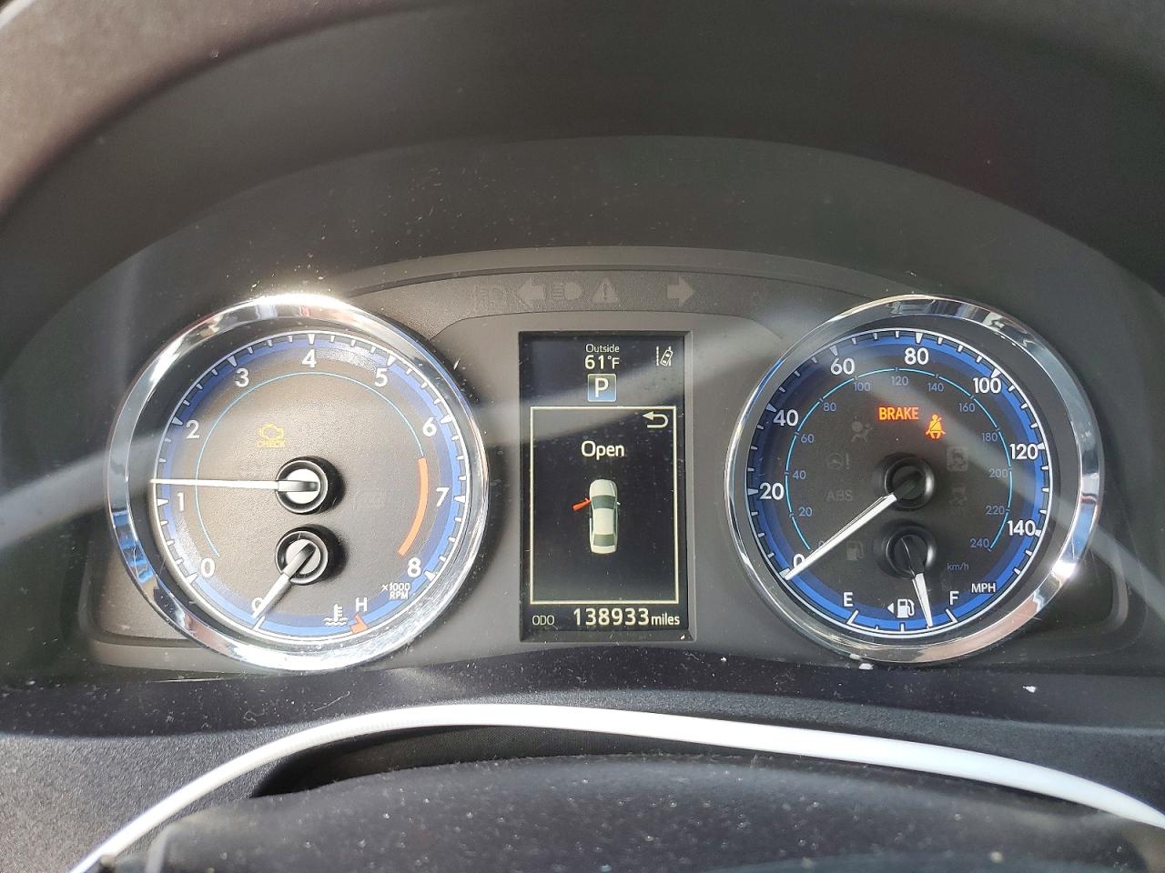 2017 TOYOTA COROLLA L photo 9