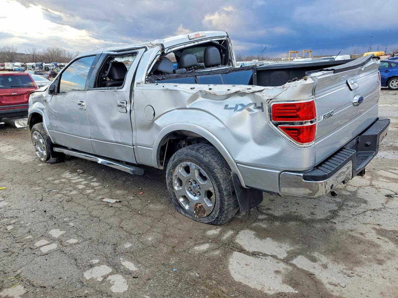 2011 FORD F150 SUPERCREW photo 2
