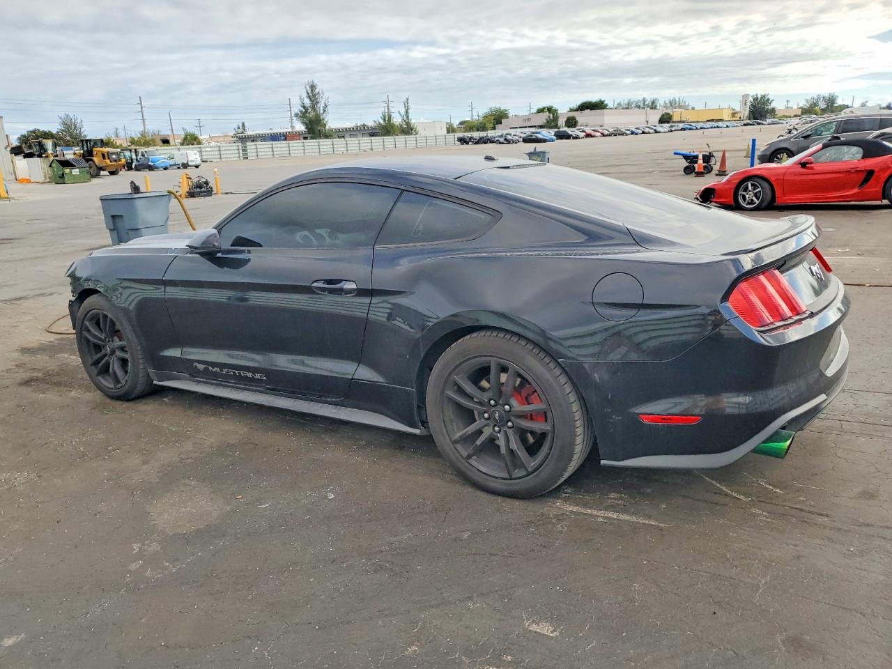2015 FORD MUSTANG photo 2