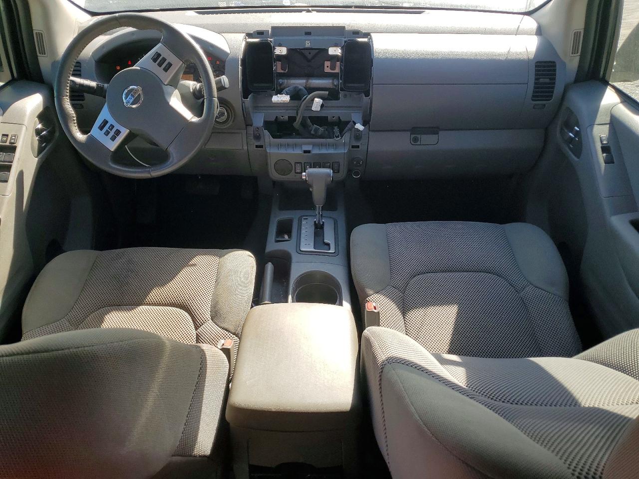 2019 NISSAN FRONTIER SV photo 8