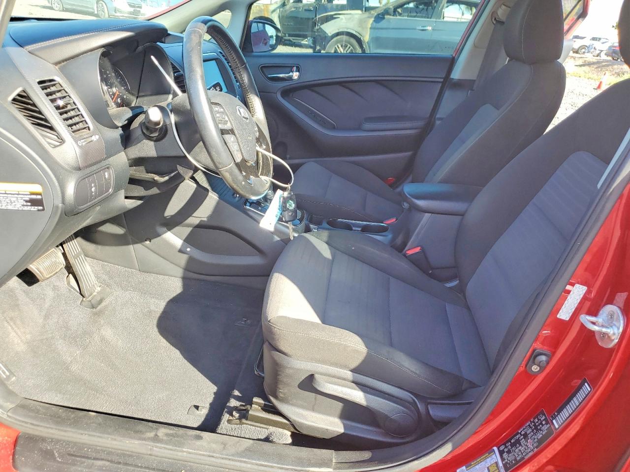 2017 KIA FORTE LX photo 7