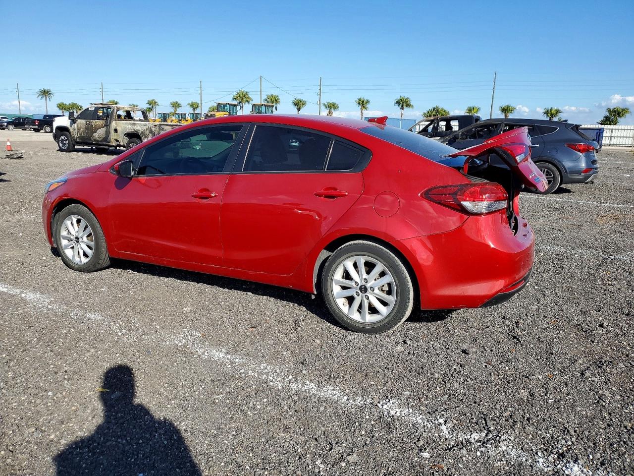 2017 KIA FORTE LX photo 2